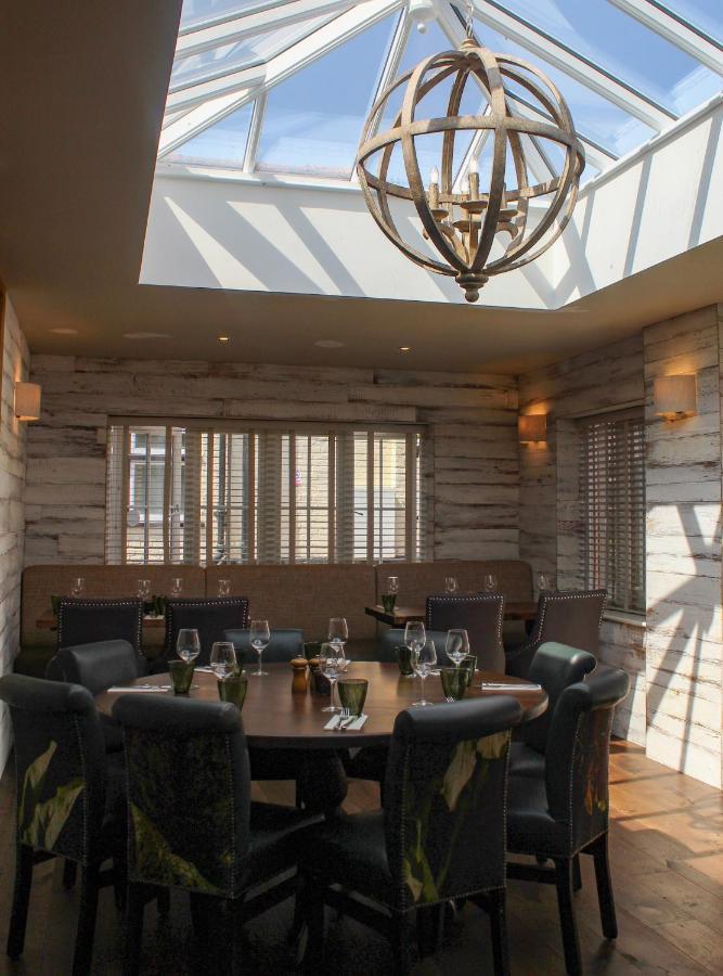 Отель The Kings Head Whiteparish Экстерьер фото